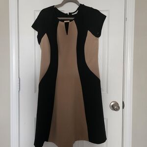 Sandra Darren Black and Taupe Panel Midi Dress with Keyhole